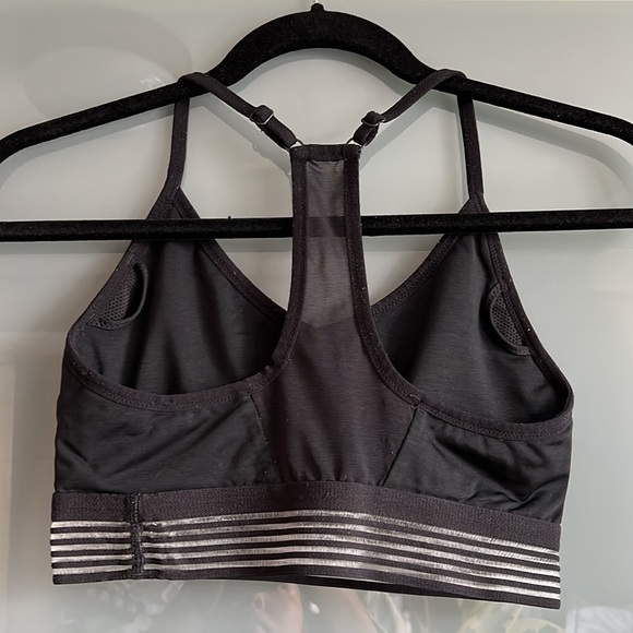 Nike Mesh Detail Sports Bra in Black - Picture 2 of 3